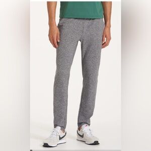 Vuori Men’s Ponto Performance Pant 30” Charcoal Heather Knit Pants Elastic L